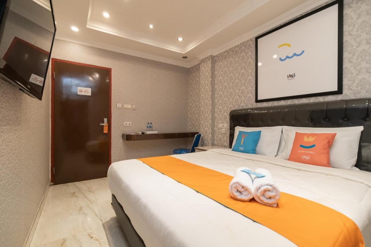 Sans Hotel Beauty Palembang Esterno foto