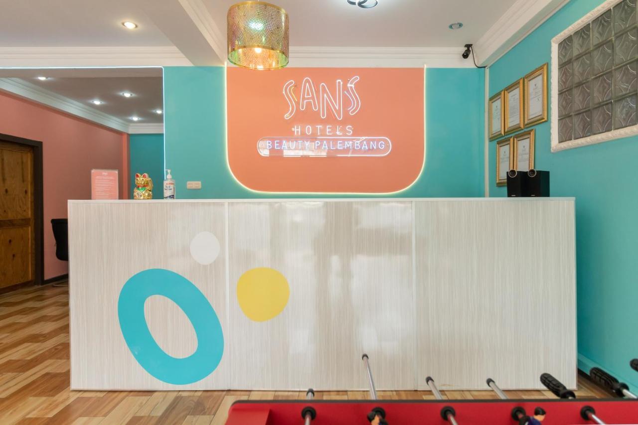 Sans Hotel Beauty Palembang Esterno foto