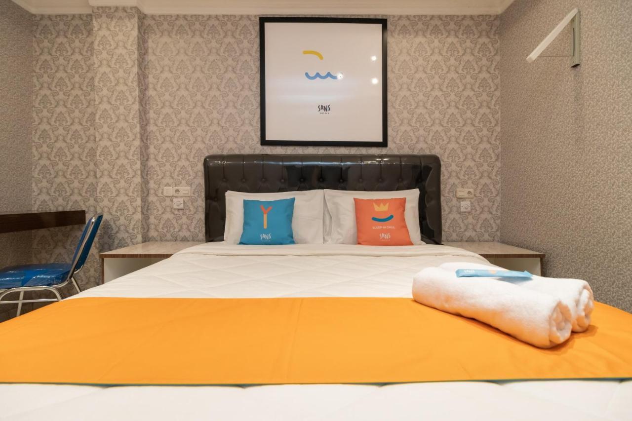 Sans Hotel Beauty Palembang Esterno foto